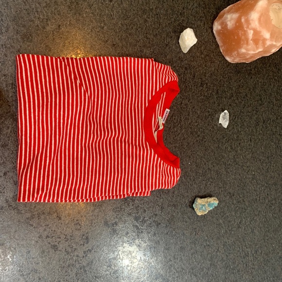 2/$10 ActiveUSA cropped TShirt - Picture 3 of 6